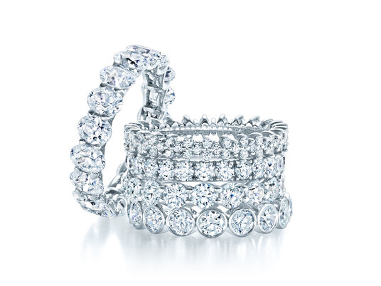 Anillos Eternity - Raíl de diamantes
