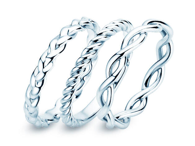 Anillos sin piedra preciosa para mujeres
