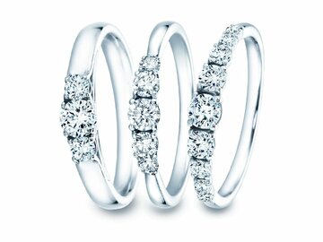 3 y más piedras. Anillos con 3 piedras y más