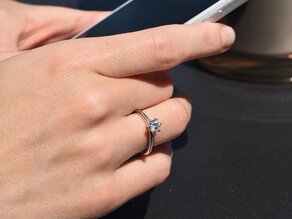 Anillo de compromiso Classic 6 en 18K oro blanco con diamante 0,50ct D/IF