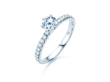 Anillo de compromiso Classic Pavé en oro blanco