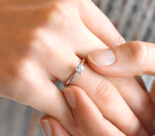 Anillo de compromiso Classic 4 en plata 925/-