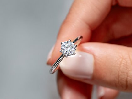 Anillo de compromiso Heaven 6 en 9K oro blanco con diamante 0,75ct G/SI
