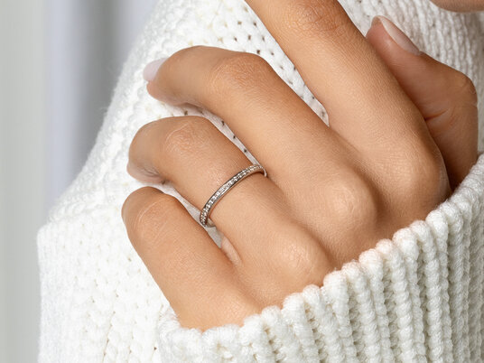 Anillo de compromiso Alliance-/Eternity en 9K oro blanco