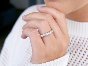 Anillo de compromiso Wave en 14K oro blanco con diamantes 1,30ct G/SI