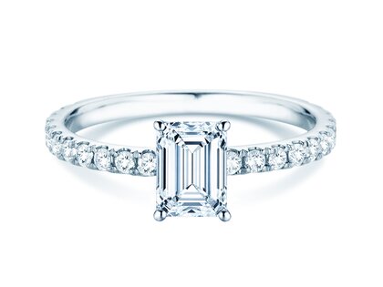 Anillo de compromiso Classic 4 Emerald Pavé