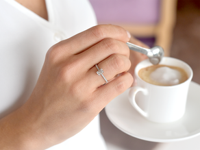 Anillo de compromiso Elaine en 14K oro blanco con diamantes 0,86ct G/VS