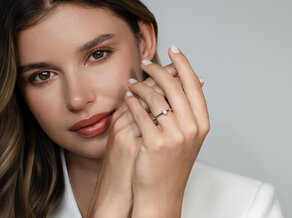Anillo de compromiso Emerald Cross en 14K oro amarillo con diamante 0,40ct G/VS