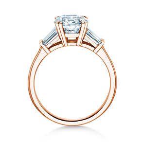 Anillo de compromiso Round Brilliant Tapered Baguette  en oro rosa