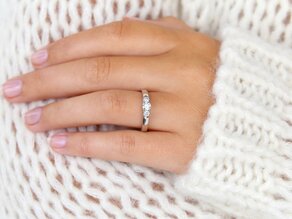 Anillo de compromiso 3 Stones en 18K oro blanco con diamantes 0,75ct G/SI