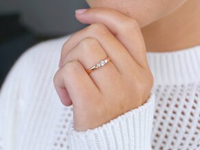 Anillo de compromiso 3 Stones en 14K oro rosa con diamantes 0,20ct G/SI