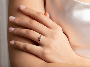 Anillo de compromiso Vivid Petite Diamond en 14K oro amarillo con diamantes 0,30ct G/SI