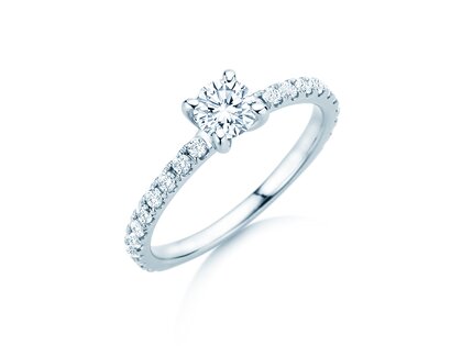 Anillo de compromiso Classic 4 Pavé en 14K oro blanco con diamantes de laboratorio 0,87ct E/VS
