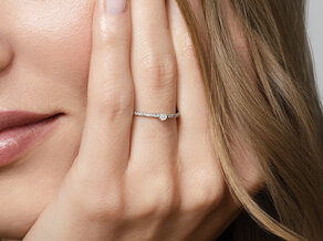 Anillo de compromiso Classic Pavé en 14K oro blanco con diamantes 0,20ct G/SI
