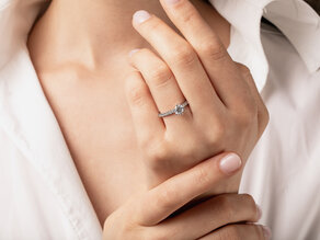 Anillo de compromiso Classic Pavé en 14K oro amarillo con diamantes 1,11ct G/SI