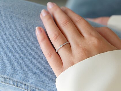 Anillo de compromiso Classic Pavé en 18K oro blanco con diamantes 0,30ct G/SI