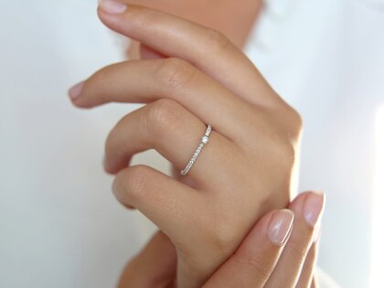 Anillo de compromiso Classic Pavé en 14K oro blanco con diamantes 0,20ct G/SI