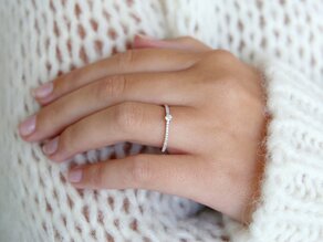 Anillo de compromiso Classic Pavé en 18K oro blanco con diamantes 0,30ct G/SI
