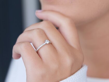 Anillo de compromiso Eternal Pavé en 18K oro blanco con diamantes 0,35ct G/SI