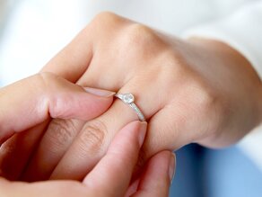 Anillo de compromiso Eternal Pavé en 14K oro blanco con diamantes 0,40ct G/SI
