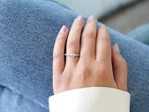 Anillo de compromiso Modern Pavé en platino 950/- con diamantes 0,25ct G/SI