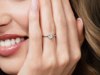 Anillo de compromiso Classic 4 en 14K oro amarillo con diamante 0,50ct G/VS