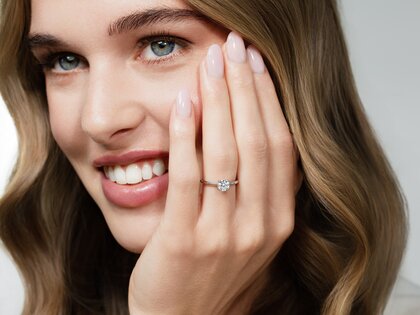 Anillo de compromiso Classic 4 en 14K oro amarillo con diamante 0,75ct G/SI