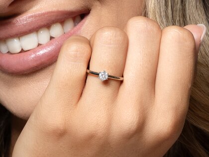 Anillo de compromiso Classic 6 en 14K oro blanco con diamante 0,20ct H/SI