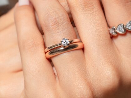 Anillo de compromiso Classic 6 en 9K oro rosa con diamante 0,25ct G/SI