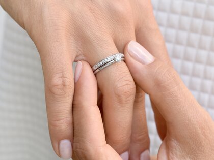 Anillo de compromiso Classic 6 en 14K oro blanco con diamante 0,30ct G/IF