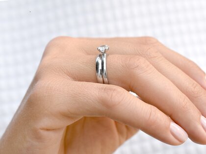 Anillo de compromiso Classic 6 en 18K oro blanco con diamante 0,50ct D/IF