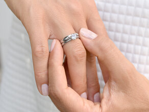 Anillo de compromiso Classic 6 en platino 950/- con diamante de laboratorio 0,50ct E/VS