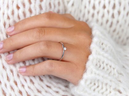 Anillo de compromiso Classic 6 en 14K oro blanco con diamante 0,05ct H/SI