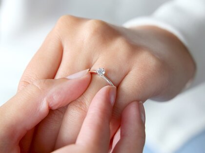 Anillo de compromiso Classic 6 en 14K oro blanco con diamante 0,25ct H/SI