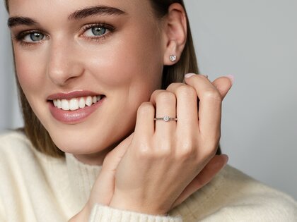 Anillo de compromiso Classic Beads en 9K oro amarillo con diamante 0,30ct G/SI