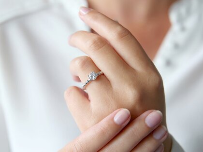 Anillo de compromiso Classic Beads en 14K oro blanco con diamante 0,75ct G/SI
