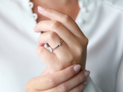 Anillo de compromiso Classic Petite en 14K oro blanco con diamante 0,05ct G/SI