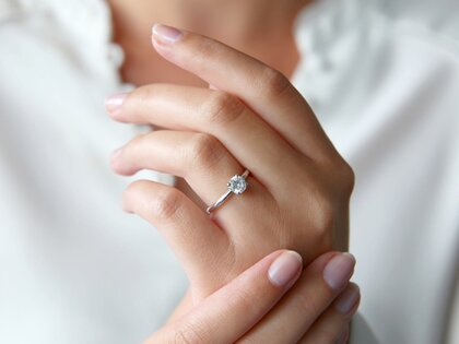 Anillo de compromiso Delight en 14K oro blanco con diamante 0,75ct G/IF