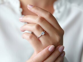 Anillo de compromiso Delight en 14K oro blanco con diamante 0,75ct G/IF