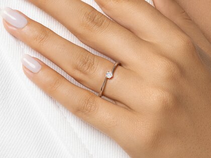 Anillo de compromiso Devotion en 18K oro rosa con diamante 0,10ct G/SI