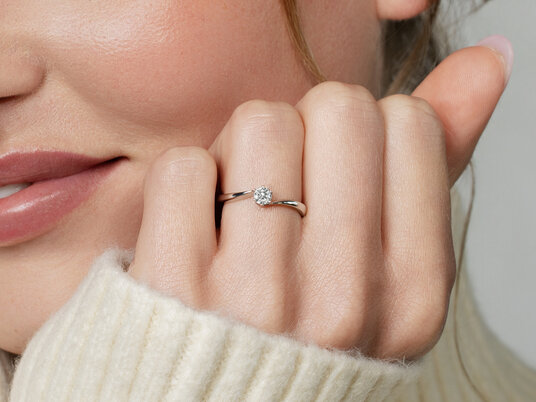 Anillo de compromiso Devotion en plata 925/-