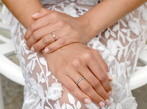Anillo de compromiso Devotion en 18K oro blanco con diamante 0,15ct H/SI