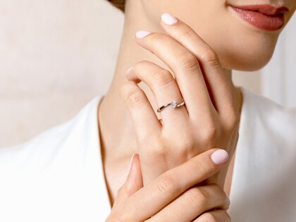 Anillo de compromiso Devour diamante de laboratorio
