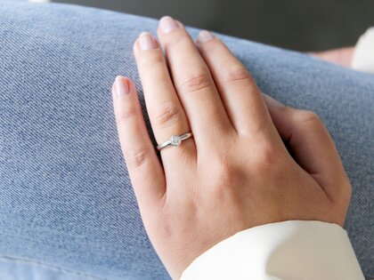 Anillo de compromiso Eternal en 9K oro blanco con diamante 0,25ct H/SI