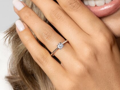 Anillo de compromiso Heaven 4 en 9K oro amarillo con diamante 0,50ct G/SI