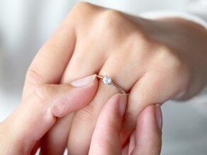 Anillo de compromiso Heaven 4 en 9K oro blanco con diamante 0,25ct H/SI