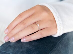 Anillo de compromiso Heaven 6 en 14K oro amarillo con diamante 0,10ct H/SI