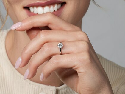 Anillo de compromiso Melody en 14K oro rosa con diamante 1,00ct G/IF