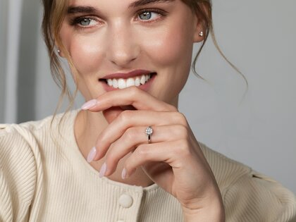 Anillo de compromiso Melody en 14K oro rosa con diamante 1,00ct G/IF