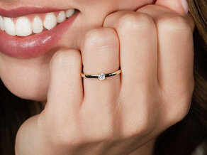 Anillo de compromiso Modern Petite en oro blanco